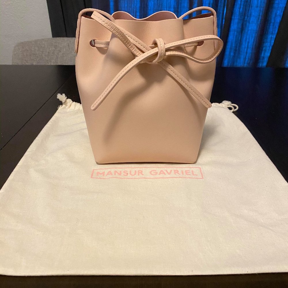 Mansur Gavriel Mini Mini Bucket Bag in Rosa